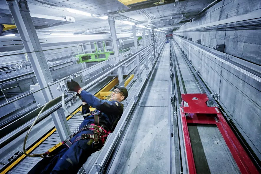 Özkanlar Asansör Bakımı